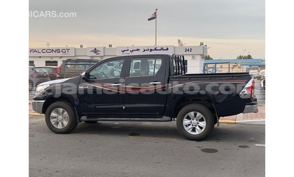Acheter Import Voiture Toyota Hilux Noir à Import - Dubai, Clarendon Acheter Import Voiture Toyota Hilux Noir à Import - Dubai, Clarendon