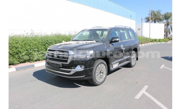 Acheter Import Voiture Toyota Land Cruiser Noir à Import - Dubai, Clarendon Acheter Import Voiture Toyota Land Cruiser Noir à Import - Dubai, Clarendon
