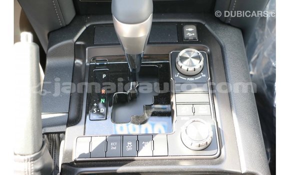 Acheter Import Voiture Toyota Land Cruiser Noir à Import - Dubai, Clarendon Acheter Import Voiture Toyota Land Cruiser Noir à Import - Dubai, Clarendon
