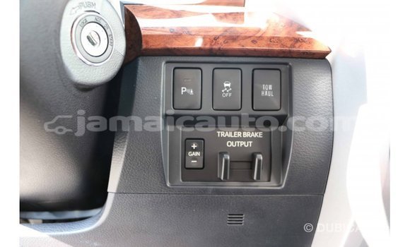 Acheter Import Voiture Toyota Tundra Blanc à Import - Dubai, Clarendon Acheter Import Voiture Toyota Tundra Blanc à Import - Dubai, Clarendon
