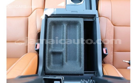 Acheter Import Voiture Toyota Tundra Blanc à Import - Dubai, Clarendon Acheter Import Voiture Toyota Tundra Blanc à Import - Dubai, Clarendon