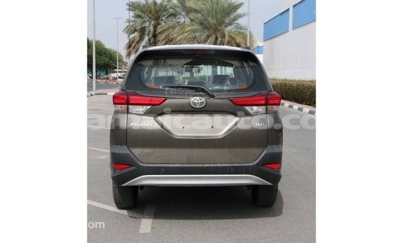 Acheter Import Voiture Toyota Rush Marron à Import - Dubai, Clarendon Acheter Import Voiture Toyota Rush Marron à Import - Dubai, Clarendon