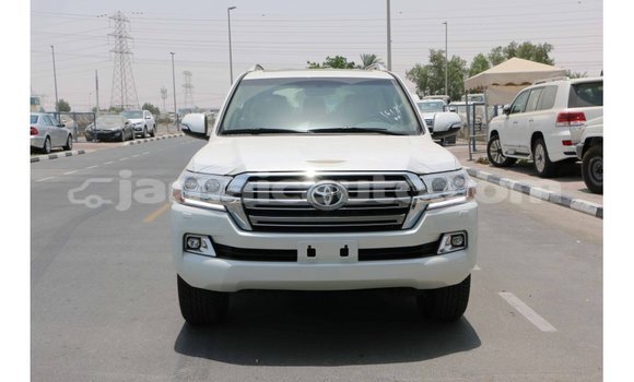 Buy Import Toyota Land Cruiser White Car in Import - Dubai in Clarendon Buy Import Toyota Land Cruiser White Car in Import - Dubai in Clarendon