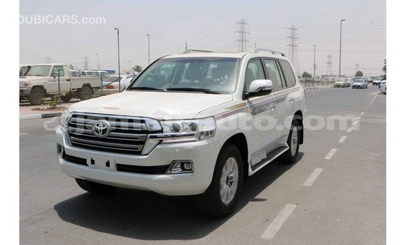 Buy Import Toyota Land Cruiser White Car in Import - Dubai in Clarendon Buy Import Toyota Land Cruiser White Car in Import - Dubai in Clarendon