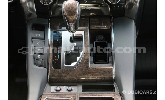 Acheter Import Voiture Toyota Alphard Blanc à Import - Dubai, Clarendon Acheter Import Voiture Toyota Alphard Blanc à Import - Dubai, Clarendon