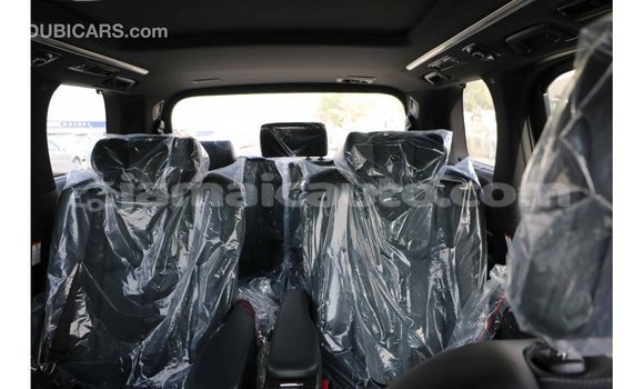 Acheter Import Voiture Toyota Alphard Blanc à Import - Dubai, Clarendon Acheter Import Voiture Toyota Alphard Blanc à Import - Dubai, Clarendon
