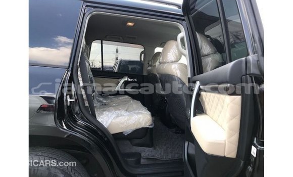 Buy Import Toyota Land Cruiser Black Car in Import - Dubai in Clarendon Buy Import Toyota Land Cruiser Black Car in Import - Dubai in Clarendon