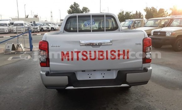Buy Import Mitsubishi L200 White Car in Import - Dubai in Clarendon Buy Import Mitsubishi L200 White Car in Import - Dubai in Clarendon