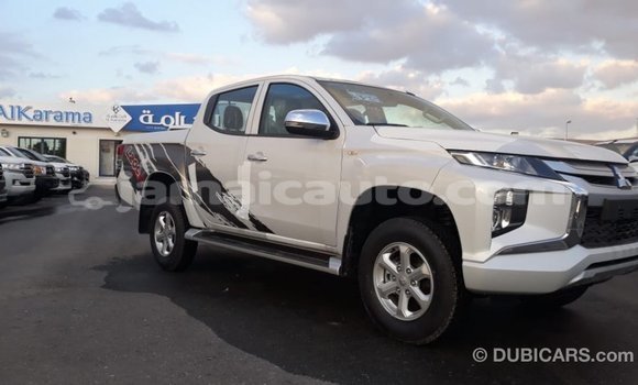 Buy Import Mitsubishi L200 White Car in Import - Dubai in Clarendon Buy Import Mitsubishi L200 White Car in Import - Dubai in Clarendon
