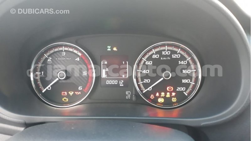 Big with watermark mitsubishi l200 clarendon import dubai 1997