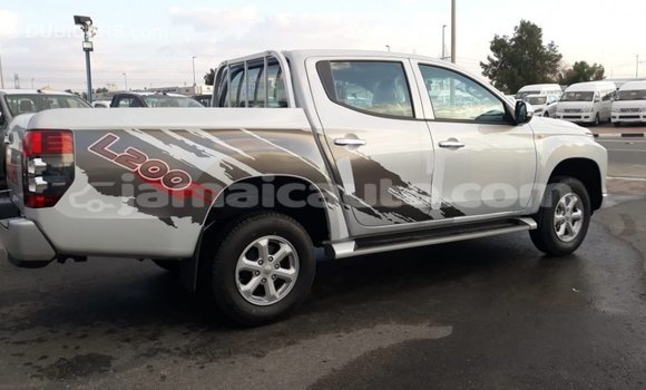 Buy Import Mitsubishi L200 White Car in Import - Dubai in Clarendon Buy Import Mitsubishi L200 White Car in Import - Dubai in Clarendon
