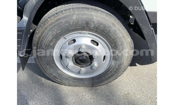 Acheter Import Voiture Mitsubishi i Blanc à Import - Dubai, Clarendon Acheter Import Voiture Mitsubishi i Blanc à Import - Dubai, Clarendon