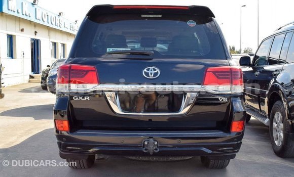 Acheter Import Voiture Toyota Land Cruiser Noir à Import - Dubai, Clarendon Acheter Import Voiture Toyota Land Cruiser Noir à Import - Dubai, Clarendon