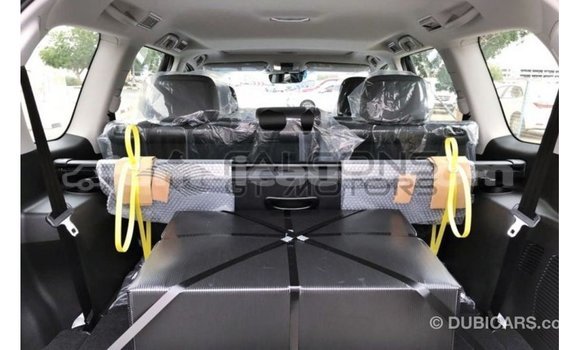 Acheter Import Voiture Toyota Prado Noir à Import - Dubai, Clarendon Acheter Import Voiture Toyota Prado Noir à Import - Dubai, Clarendon