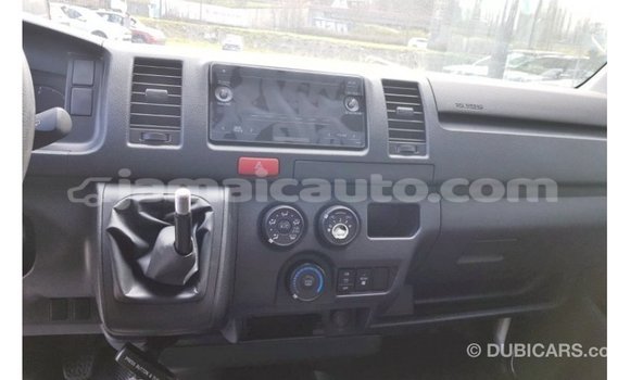 Buy Import Toyota Hiace White Car in Import - Dubai in Clarendon Buy Import Toyota Hiace White Car in Import - Dubai in Clarendon