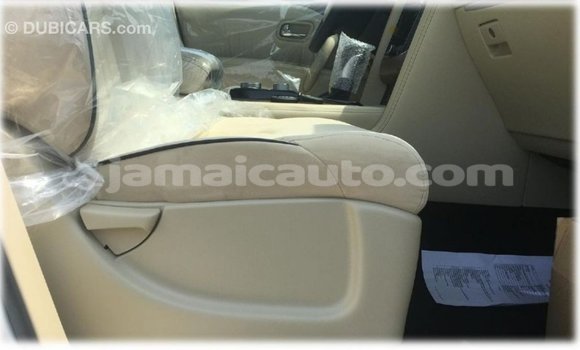 Buy Import Nissan Patrol White Car in Import - Dubai in Clarendon Buy Import Nissan Patrol White Car in Import - Dubai in Clarendon