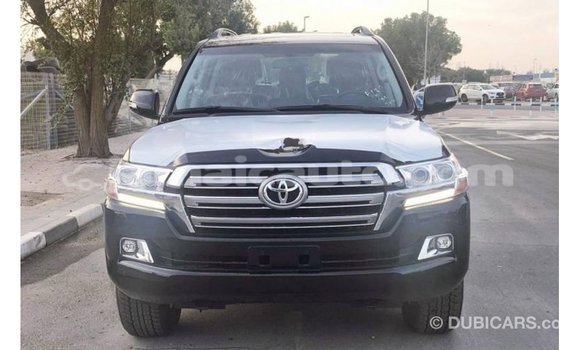 Buy Import Toyota Land Cruiser Black Car in Import - Dubai in Clarendon Buy Import Toyota Land Cruiser Black Car in Import - Dubai in Clarendon