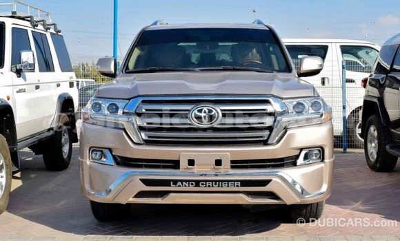 Acheter Import Voiture Toyota Land Cruiser Autre à Import - Dubai, Clarendon Acheter Import Voiture Toyota Land Cruiser Autre à Import - Dubai, Clarendon