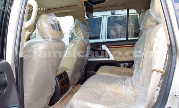 Acheter Import Voiture Toyota Land Cruiser Autre à Import - Dubai, Clarendon Acheter Import Voiture Toyota Land Cruiser Autre à Import - Dubai, Clarendon
