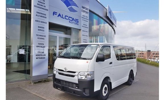 Buy Import Toyota Hiace White Car in Import - Dubai in Clarendon Buy Import Toyota Hiace White Car in Import - Dubai in Clarendon