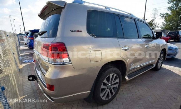 Acheter Import Voiture Toyota Land Cruiser Autre à Import - Dubai, Clarendon Acheter Import Voiture Toyota Land Cruiser Autre à Import - Dubai, Clarendon