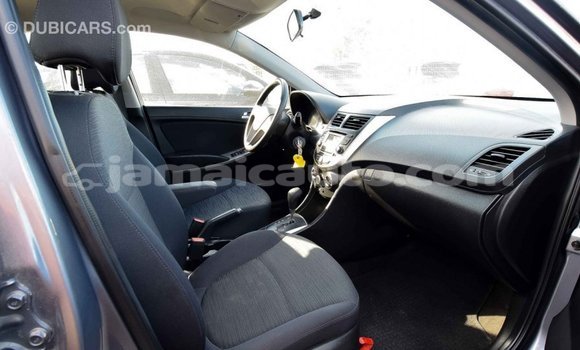 Acheter Import Voiture Hyundai Accent Autre à Import - Dubai, Clarendon Acheter Import Voiture Hyundai Accent Autre à Import - Dubai, Clarendon