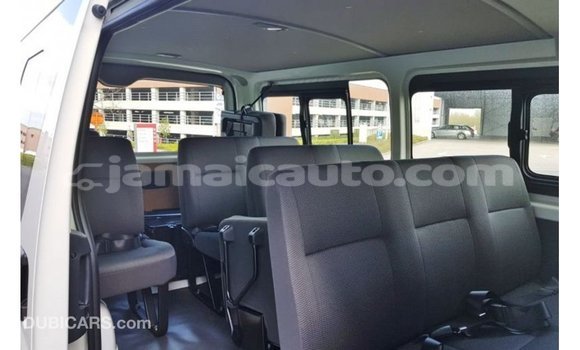 Buy Import Toyota Hiace White Car in Import - Dubai in Clarendon Buy Import Toyota Hiace White Car in Import - Dubai in Clarendon