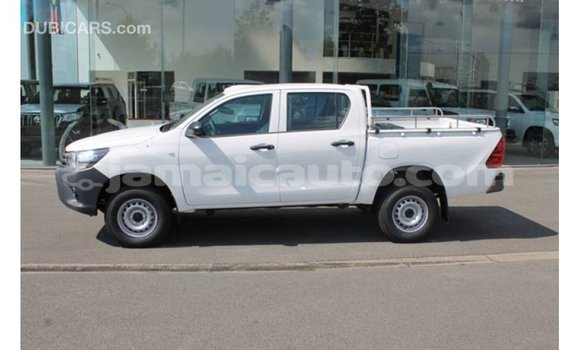 Buy Import Toyota Hilux White Car in Import - Dubai in Clarendon Buy Import Toyota Hilux White Car in Import - Dubai in Clarendon