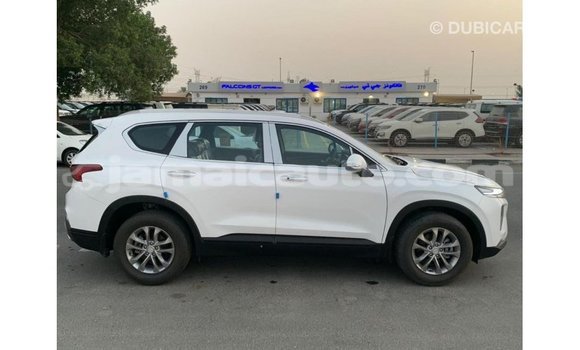 Buy Import Hyundai Santa Fe White Car in Import - Dubai in Clarendon Buy Import Hyundai Santa Fe White Car in Import - Dubai in Clarendon