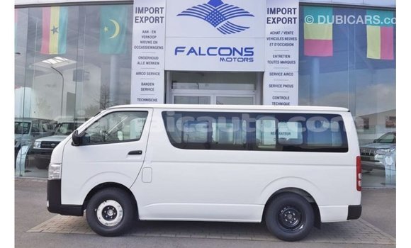 Buy Import Toyota Hiace White Car in Import - Dubai in Clarendon Buy Import Toyota Hiace White Car in Import - Dubai in Clarendon