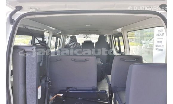 Buy Import Toyota Hiace White Car in Import - Dubai in Clarendon Buy Import Toyota Hiace White Car in Import - Dubai in Clarendon