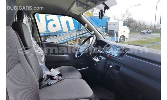 Buy Import Toyota Hiace White Car in Import - Dubai in Clarendon Buy Import Toyota Hiace White Car in Import - Dubai in Clarendon