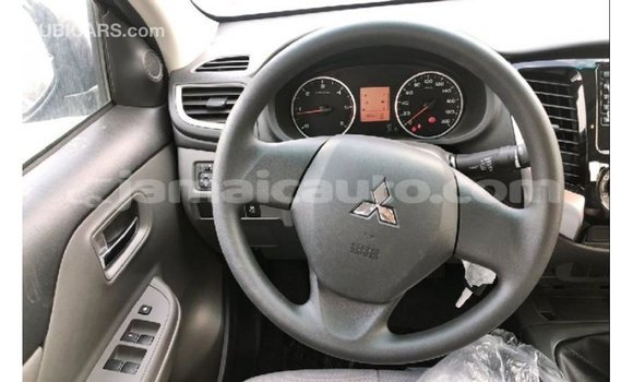 Buy Import Mitsubishi L200 Brown Car in Import - Dubai in Clarendon Buy Import Mitsubishi L200 Brown Car in Import - Dubai in Clarendon