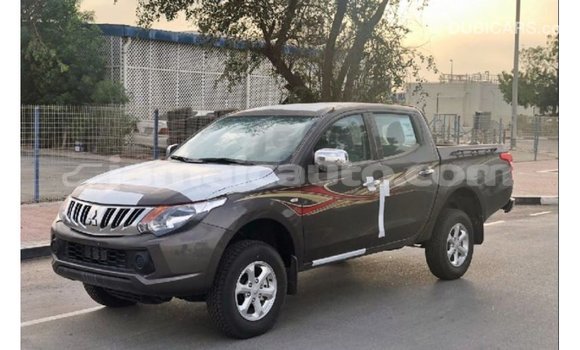 Buy Import Mitsubishi L200 Brown Car in Import - Dubai in Clarendon Buy Import Mitsubishi L200 Brown Car in Import - Dubai in Clarendon
