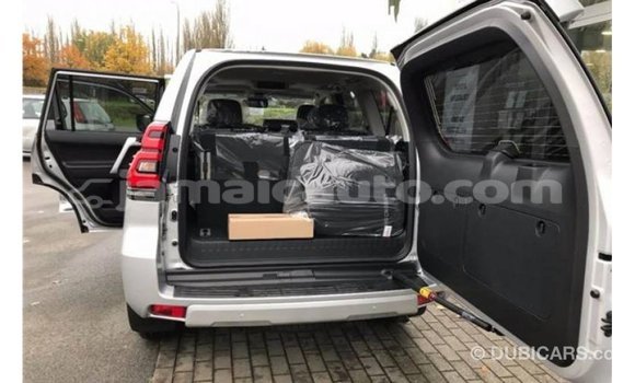 Acheter Import Voiture Toyota Prado Autre à Import - Dubai, Clarendon Acheter Import Voiture Toyota Prado Autre à Import - Dubai, Clarendon