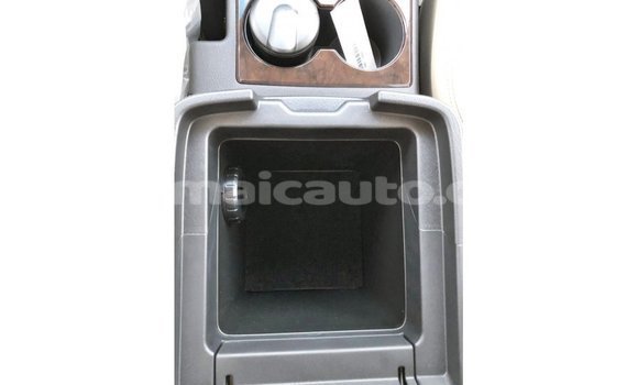 Acheter Import Voiture Mitsubishi Pajero Noir à Import - Dubai, Clarendon Acheter Import Voiture Mitsubishi Pajero Noir à Import - Dubai, Clarendon