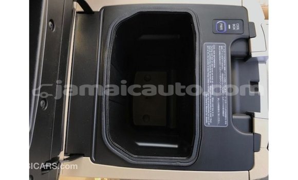 Buy Import Toyota Land Cruiser Other Car in Import - Dubai in Clarendon Buy Import Toyota Land Cruiser Other Car in Import - Dubai in Clarendon