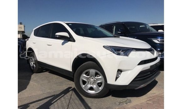Buy Import Toyota 4Runner White Car in Import - Dubai in Clarendon Buy Import Toyota 4Runner White Car in Import - Dubai in Clarendon