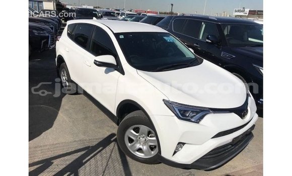 Buy Import Toyota 4Runner White Car in Import - Dubai in Clarendon Buy Import Toyota 4Runner White Car in Import - Dubai in Clarendon