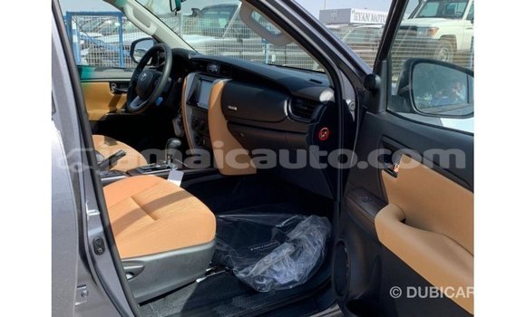 Buy Import Toyota Fortuner Other Car in Import - Dubai in Clarendon Buy Import Toyota Fortuner Other Car in Import - Dubai in Clarendon