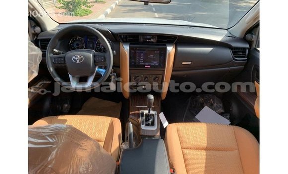 Buy Import Toyota Fortuner Other Car in Import - Dubai in Clarendon Buy Import Toyota Fortuner Other Car in Import - Dubai in Clarendon