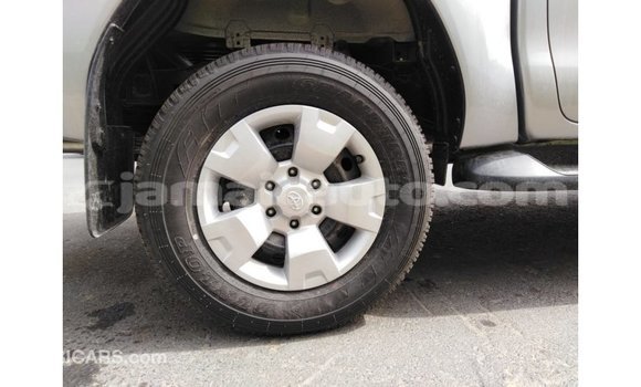 Acheter Import Voiture Toyota Hilux Autre à Import - Dubai, Clarendon Acheter Import Voiture Toyota Hilux Autre à Import - Dubai, Clarendon