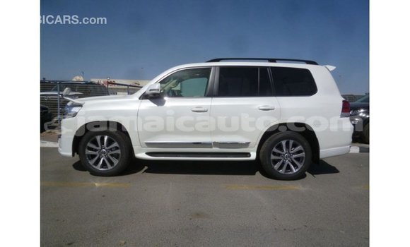 Buy Import Toyota Land Cruiser White Car in Import - Dubai in Clarendon Buy Import Toyota Land Cruiser White Car in Import - Dubai in Clarendon