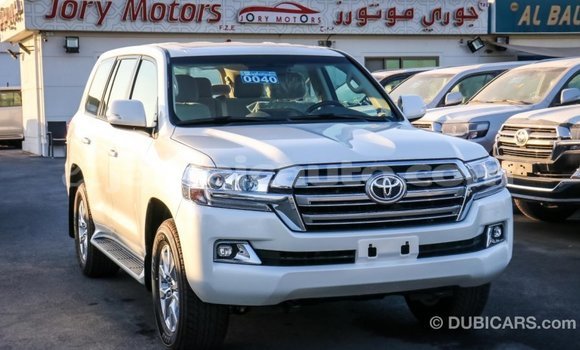 Buy Import Toyota Land Cruiser White Car in Import - Dubai in Clarendon Buy Import Toyota Land Cruiser White Car in Import - Dubai in Clarendon