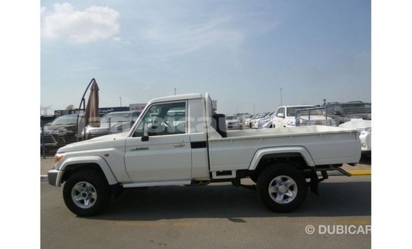 Buy Import Toyota Land Cruiser White Car in Import - Dubai in Clarendon Buy Import Toyota Land Cruiser White Car in Import - Dubai in Clarendon