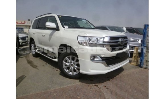 Buy Import Toyota Land Cruiser White Car in Import - Dubai in Clarendon Buy Import Toyota Land Cruiser White Car in Import - Dubai in Clarendon