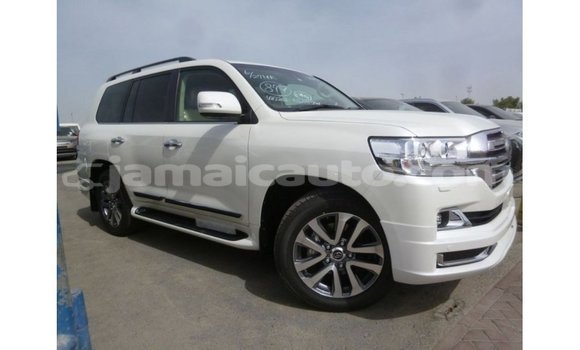 Buy Import Toyota Land Cruiser White Car in Import - Dubai in Clarendon Buy Import Toyota Land Cruiser White Car in Import - Dubai in Clarendon