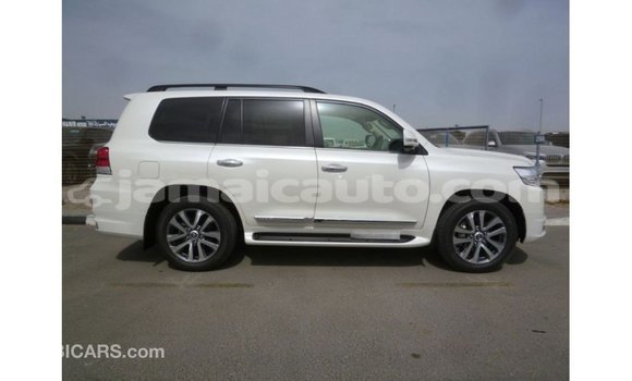 Buy Import Toyota Land Cruiser White Car in Import - Dubai in Clarendon Buy Import Toyota Land Cruiser White Car in Import - Dubai in Clarendon