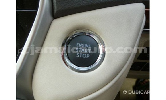 Buy Import Toyota Land Cruiser White Car in Import - Dubai in Clarendon Buy Import Toyota Land Cruiser White Car in Import - Dubai in Clarendon