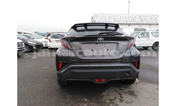 Acheter Import Voiture Toyota C-HR Autre à Import - Dubai, Clarendon Acheter Import Voiture Toyota C-HR Autre à Import - Dubai, Clarendon